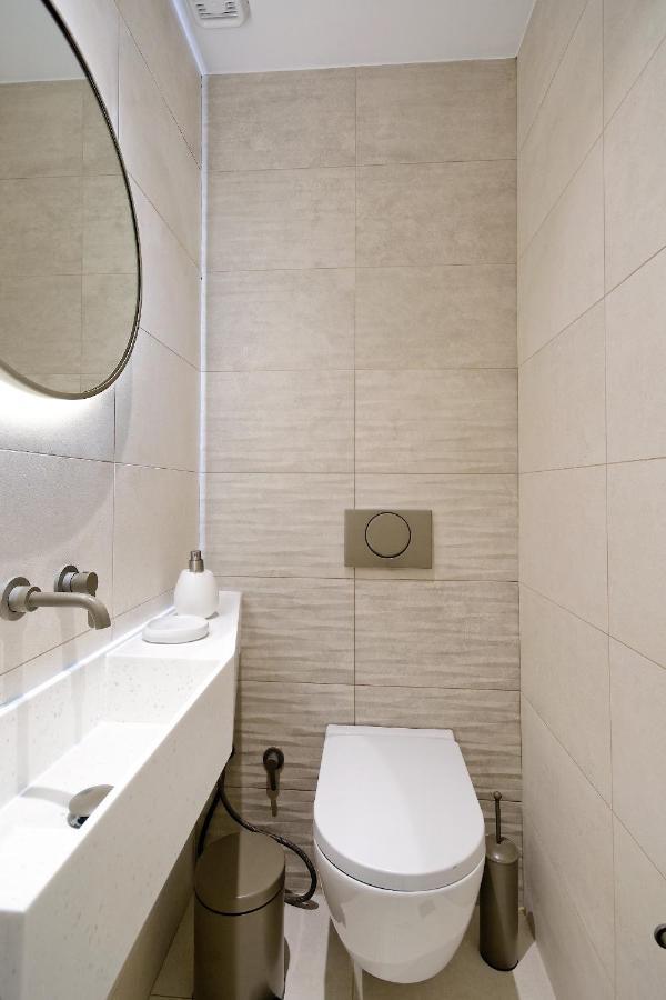 The Fancy Philosopher Apartment Athens Ngoại thất bức ảnh